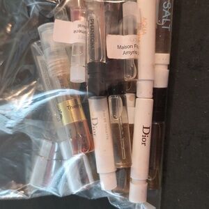 Assorted Women's Fragrance Sample Set